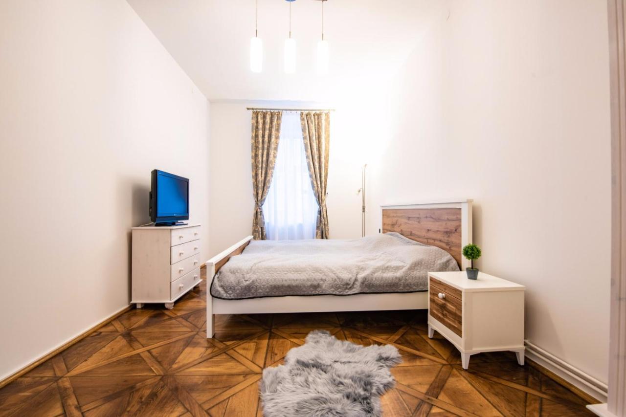 Apartment Amalia Sibiu Esterno foto