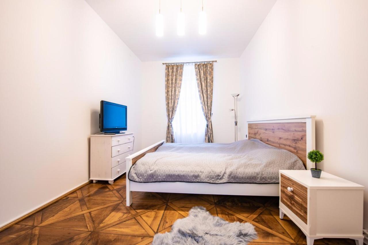 Apartment Amalia Sibiu Esterno foto